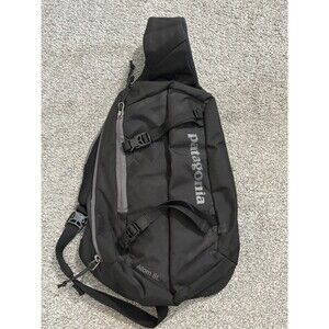 Patagonia Atom Black Sling Bag 8L Style 51884 Travel Outdoors Multi Pocket(Z3)